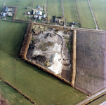 837525 Luchtfoto van de vuilstortplaats van de firma Odijk-Zwanenburg aan de Duisterweg bij Hooglanderveen (gemeente ...
